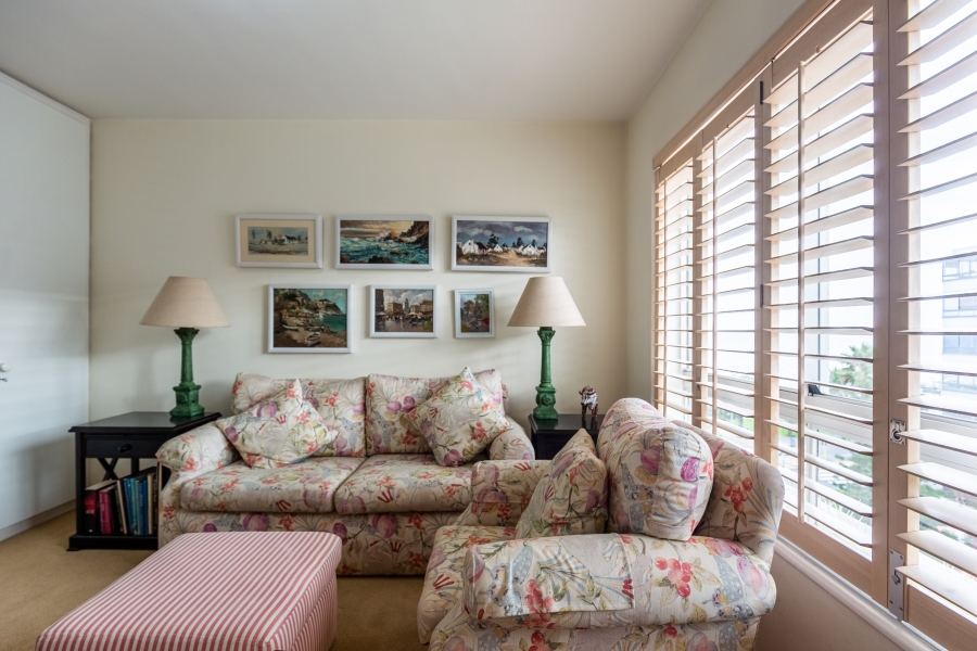 To Let 3 Bedroom Property for Rent in Sea Point Western Cape